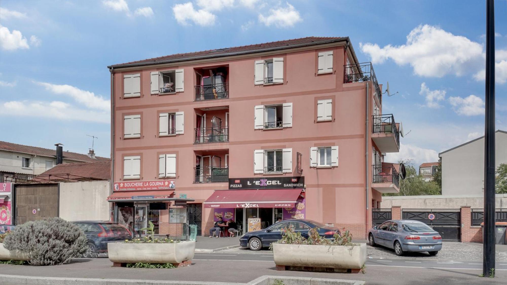 Chic Apart With Parking Near Paris Обервил Екстериор снимка